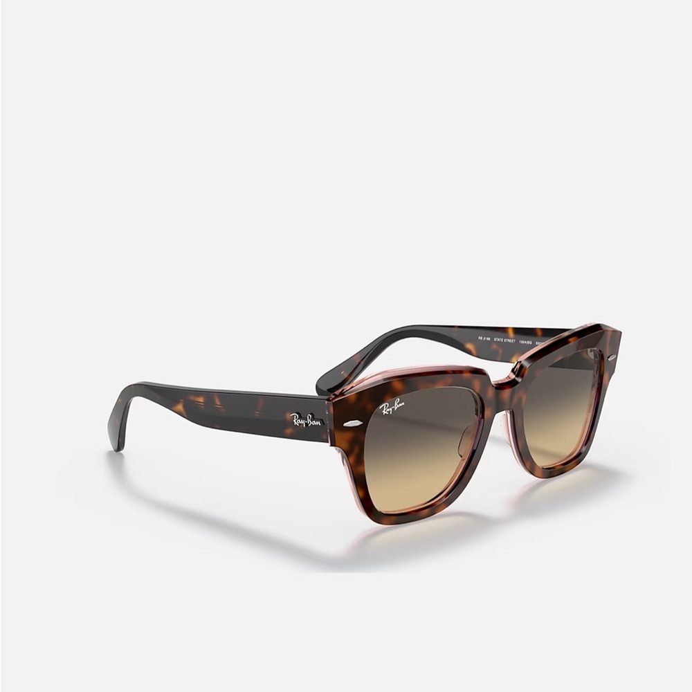 Ray-Ban RB2186 STATE STREET Sunglasses Unisex